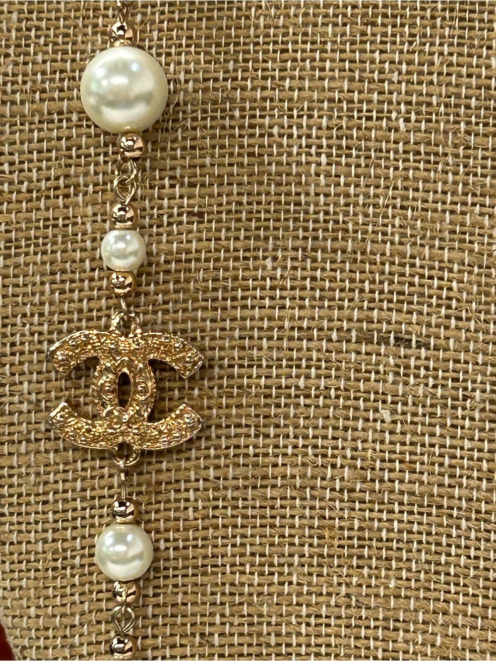 CHANEL? Long Faux Pearl Station Necklace in White and Gold - Picture 2 of 9
